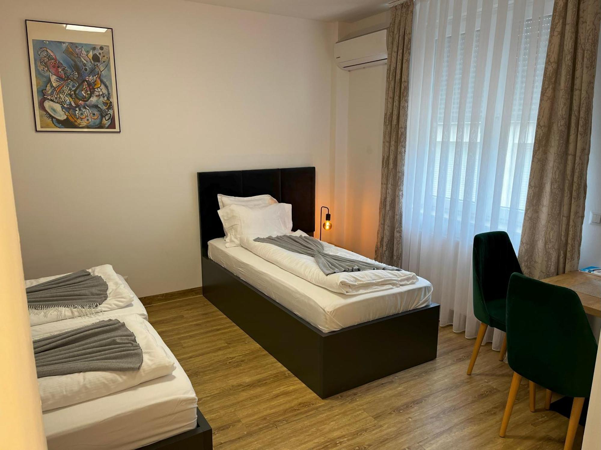 Haven Hotels - Hotel Dona Бергіш-Гладбах Екстер'єр фото