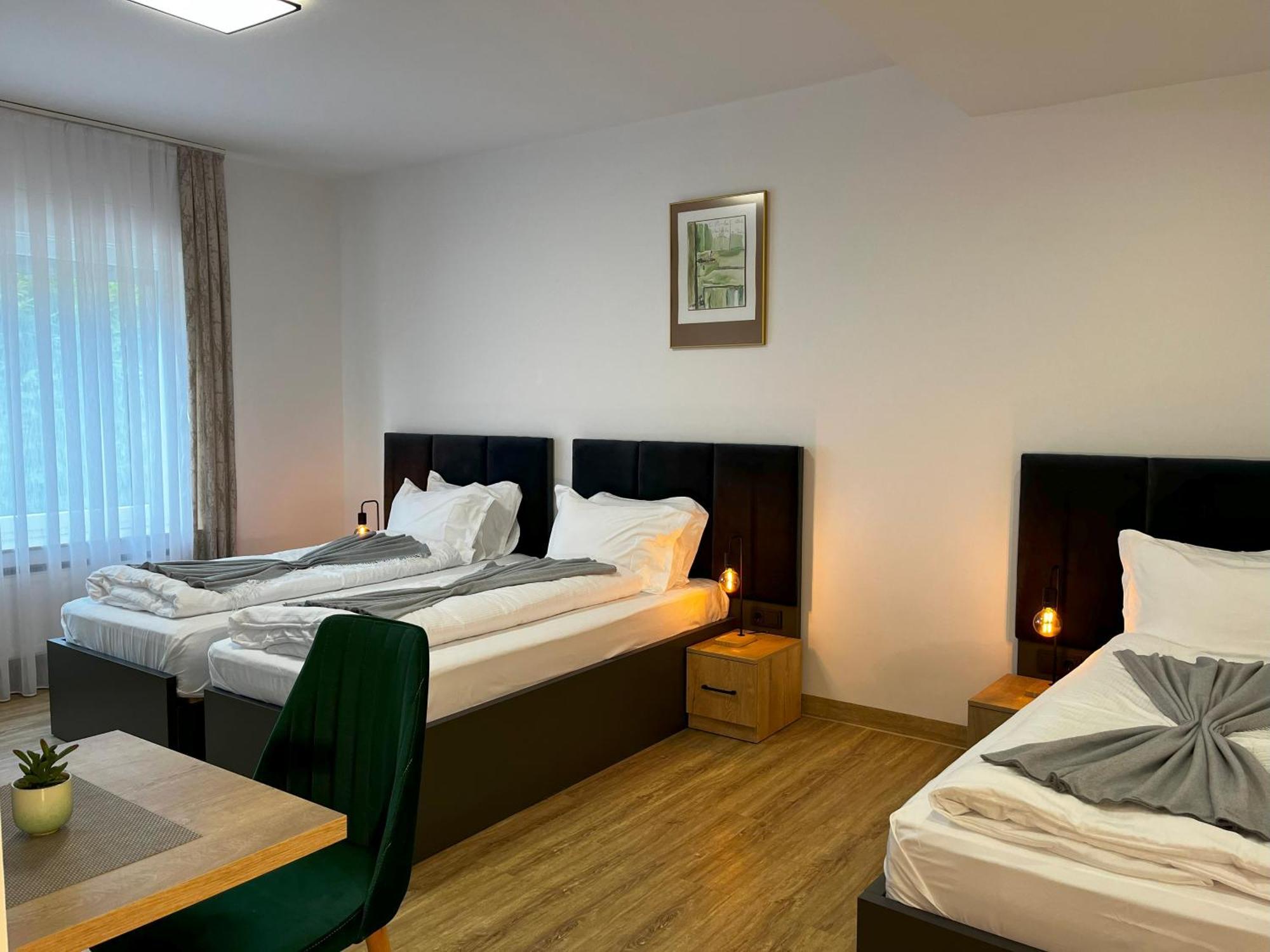 Haven Hotels - Hotel Dona Бергіш-Гладбах Екстер'єр фото